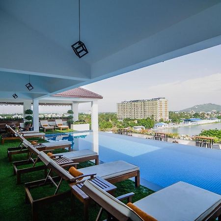 Hotel The Haven Мандалей Екстериор снимка