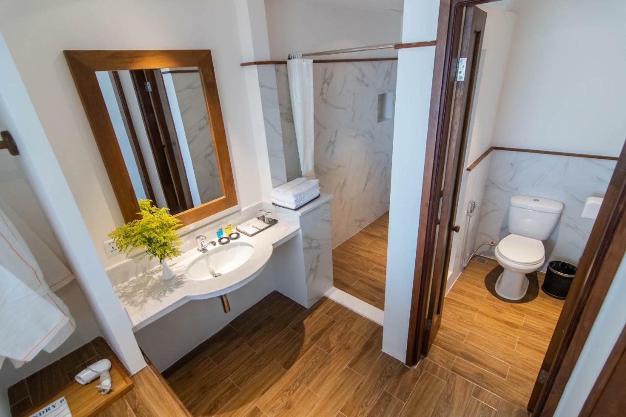 Hotel The Haven Мандалей Екстериор снимка