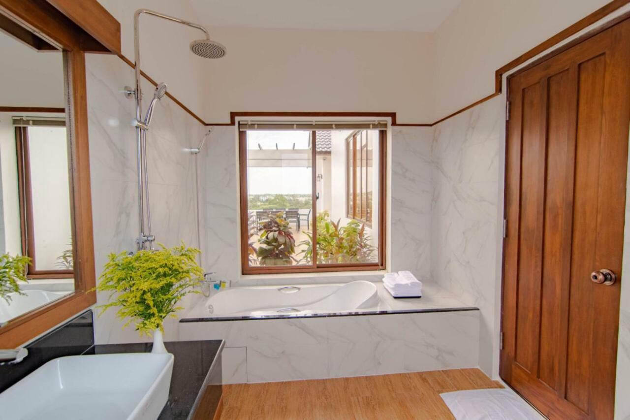 Hotel The Haven Мандалей Екстериор снимка